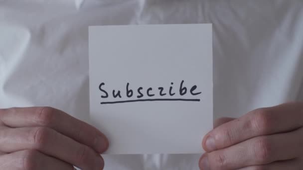 Homme Affaires Montrant Abonner Note Gestion Des Médias Concept Vidéo — Video