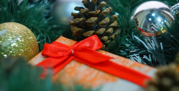 Weihnachten Geschenke Und Verschiedene Spielsachen — Stockfoto