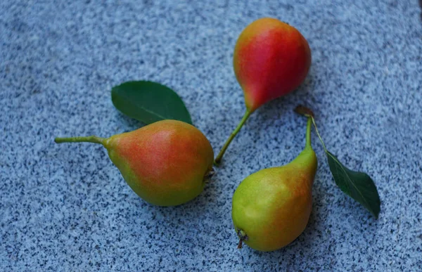 Rode Gele Peren — Stockfoto