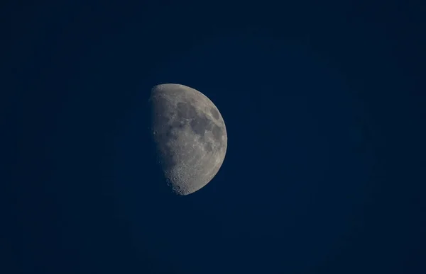 Bulan Sabit Terlihat Langit — Stok Foto