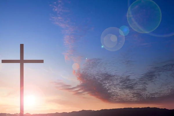 Religiösa Kristna Korset Med Solnedgång Sky — Stockfoto