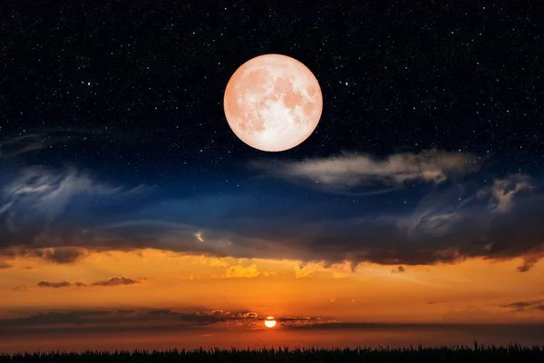 Luna Hermosa Fondo Cielo Nubes — Foto de Stock