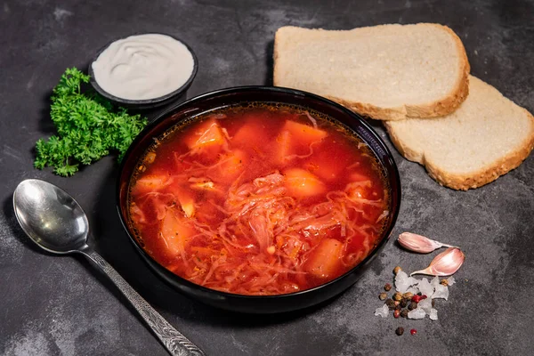 Borsch Ukrainian Soup Red Soup Borsch Sour Cream Onions White — Stock Photo, Image