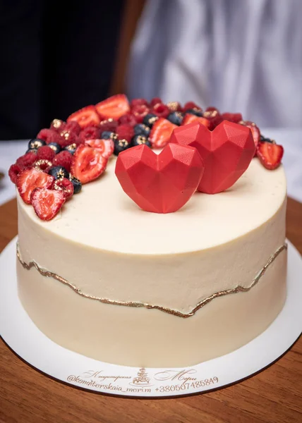 Gâteau Anniversaire Gâteau Avec Beau Décor Des Baies — Photo