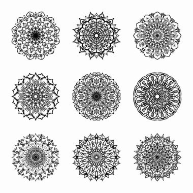 Henna, Mehndi, dövmeler, dekorasyonlar için mandala şeklinde dairesel desenler. Etnik doğu tarzında dekoratif dekorasyon. Boyama kitabı sayfası.