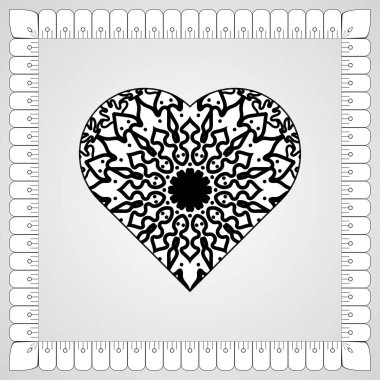 Kına mandala dövmesi dekorasyonu için çiçekli dairesel desen.