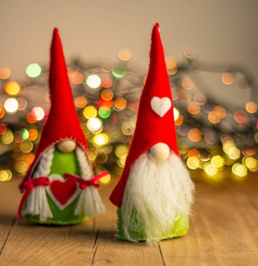 Noel yaklaşıyor - Şirin küçük cüceler Noel 'i bekliyor.