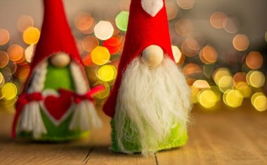 Noel yaklaşıyor - Şirin küçük cüceler Noel 'i bekliyor.