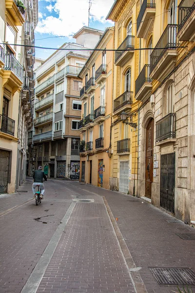 Uomo Bicicletta Nel Centro Valencia Spagna — Foto Stock
