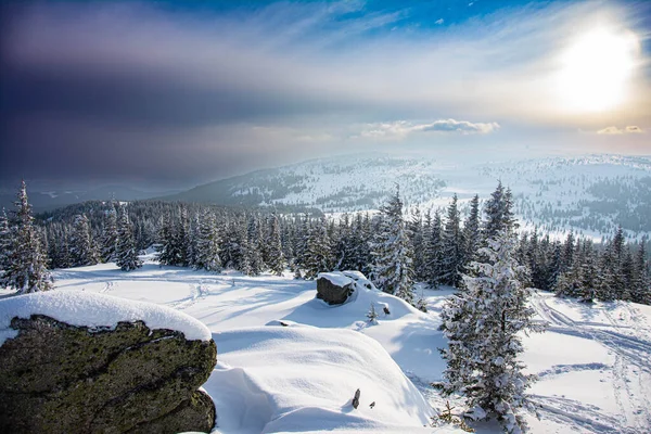 Paisagem Inverno Nas Montanhas — Fotografia de Stock