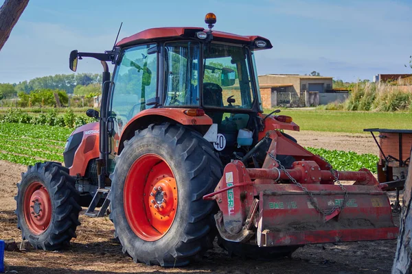 Red Tractor Cutter Field — Stock Fotó