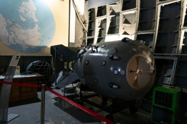 18 Aralık 2021. Moskova. Rusya: 42. Sığınak Soğuk Savaş Müzesi 'nde atom bombası - Askeri Tarih Müzesi ve Eğlence Kompleksi