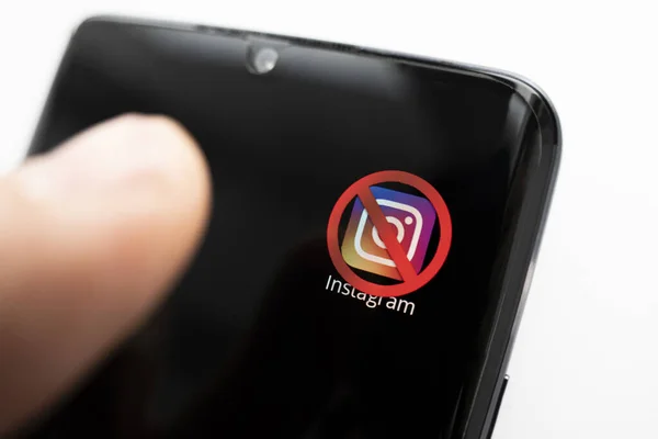 Crossed Out Icon Black Smartphone Screen Concept Banning Application Instagram — Photo