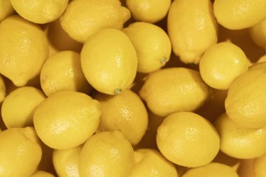 Çiğ limonları kapatın. Yüksek kalite güzel fotoğraf konsepti