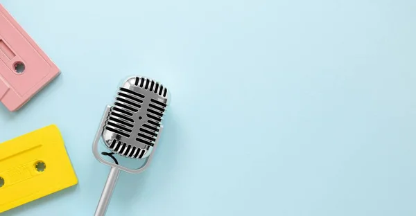 View microphone with copy space. High quality photo — Stock Photo, Image