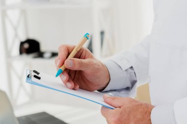 Doktor 'un not panosunu kapat. Yüksek kalite fotoğraf