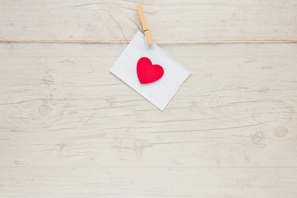 Φάκελος με σχοινί για κρέμασμα καρδιάς. Υψηλής ποιότητας φωτογραφία — Φωτογραφία Αρχείου