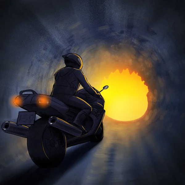 Motosikletli karanlık tünelde ışığa doğru gidiyor.