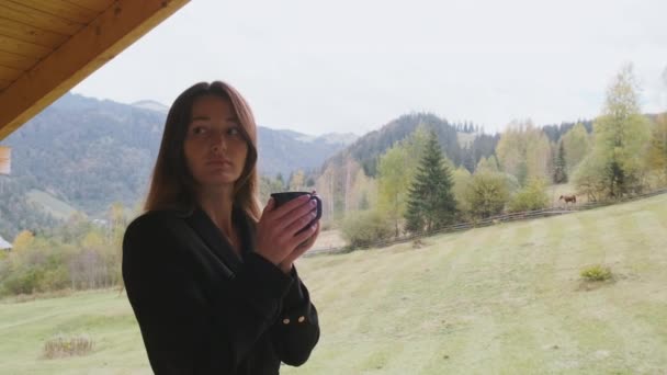 Long Haired Beautiful Woman Holds Cup Coffee Tea View Mountains — Vídeos de Stock