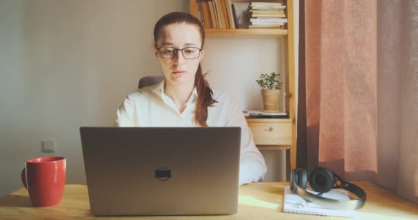 Female Works Computer Home Office Drinks Coffee Tea Working Process — Stok video