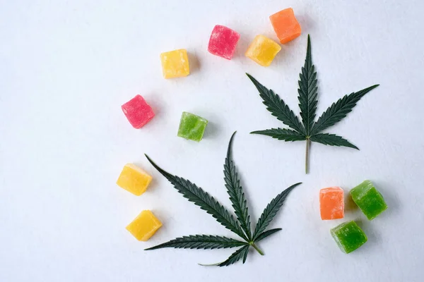 Layout Colorful Marmalade Marijuana Plant White Textured Background Sweets Cbd — Stock Photo, Image