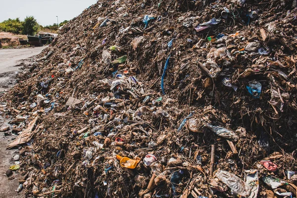 Resíduos Orgânicos Qualidade Poluídos Com Lixo Plástico Estação Gestão Resíduos — Fotografia de Stock