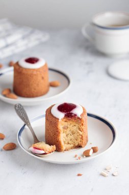 Runeberg keki - Fince tatlı