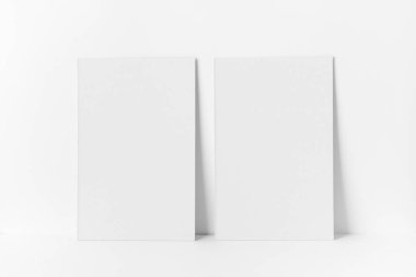 Beyaz arkaplanda boş beyaz sayfalar