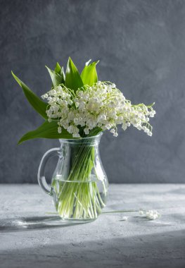 cam vazoda vadideki zambak