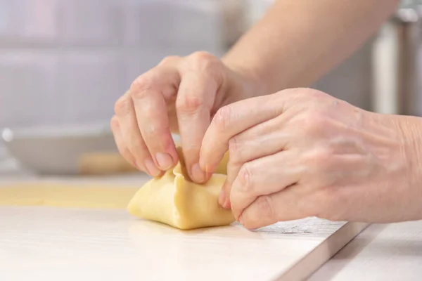 Traditionelle Orientalische Knödel Manty — Stockfoto