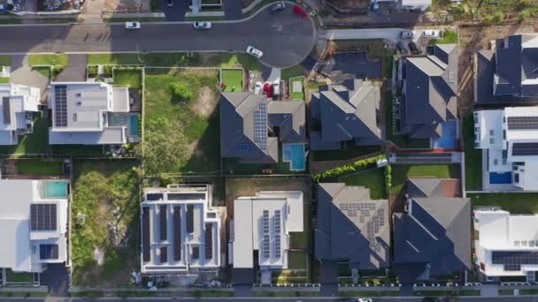 Shora Dolů Vzdušný Přelet Moderních Prestižních Domů Předměstském Sydney Austrálie — Stock video