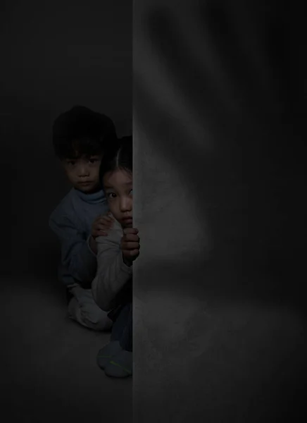 Niños Asiáticos Temblando Miedo Concepto Abuso Infantil — Foto de Stock