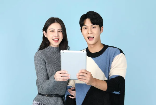 Asian Korean Couple Looking Tablet Shopping Concept — 图库照片