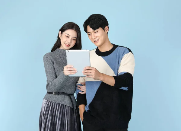 Asian Korean Couple Looking Tablet Shopping Concept — 图库照片