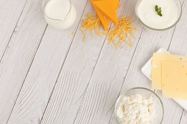 Susu Dan Yogurt Koleksi Keju Kayu Putih Latar — Stok Foto