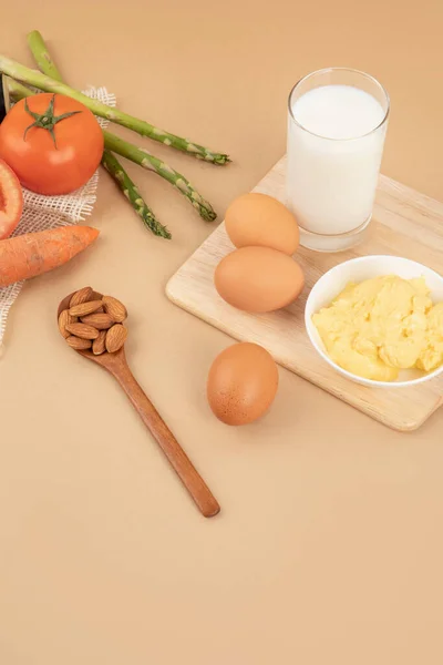 Telur Susu Dan Sayuran — Stok Foto