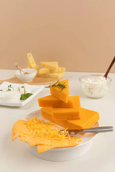 Peynir Koleksiyonu Fildişi Arkaplan — Stok fotoğraf