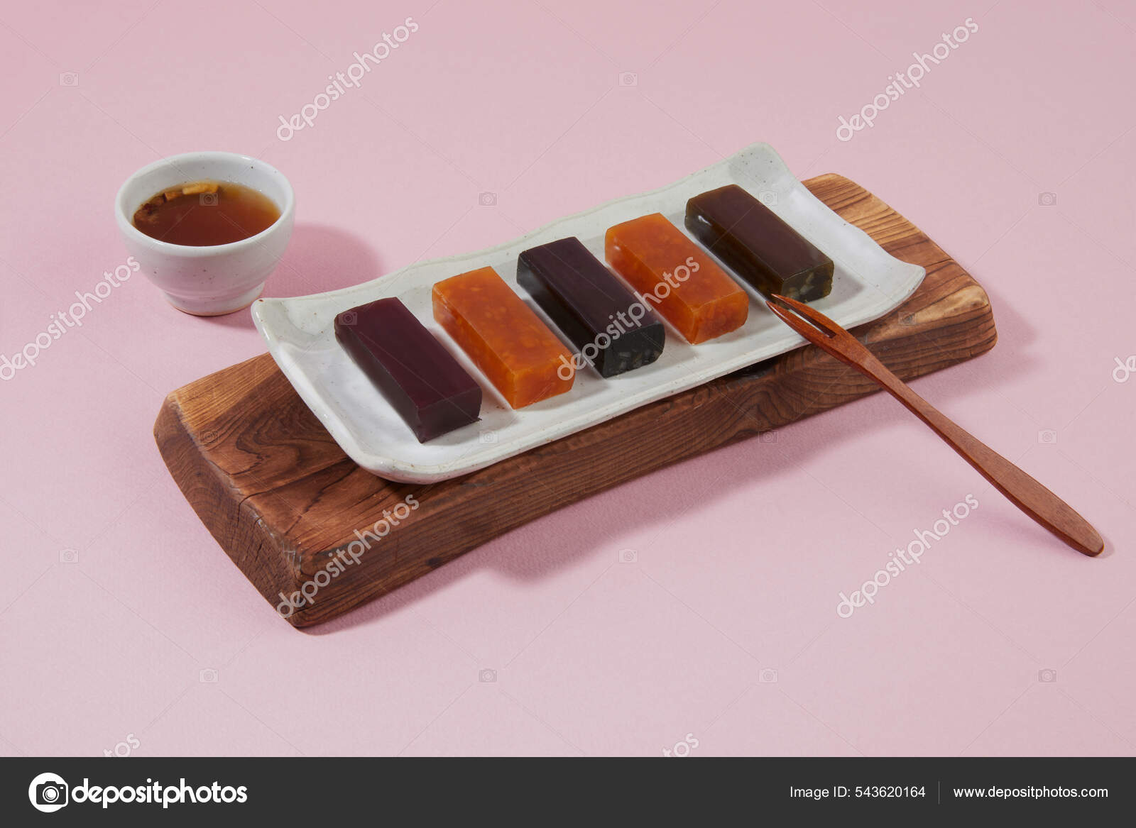 Korean Traditional Dessert Red Beans Sweet Jelly Jujube Tea Stock Photo by ©submissionbbtree.co