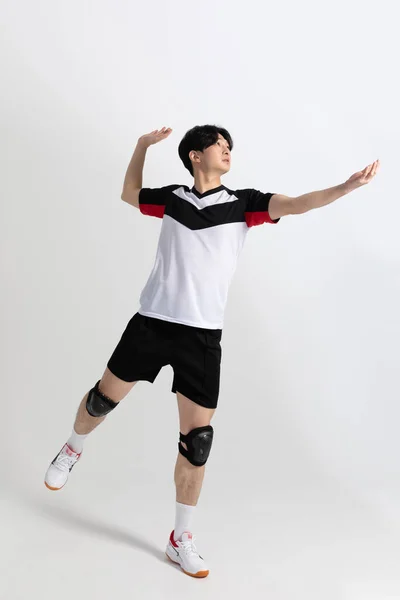 Jogador Esportes Voleibol Homem Coreano Asiático Com Espigão Movimento Ataque — Fotografia de Stock