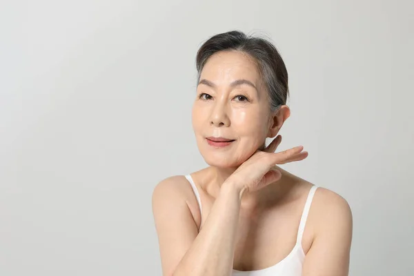 Asian Korean Senior Woman Basic Skin Care Beauty Concept Studio — Stock Photo, Image
