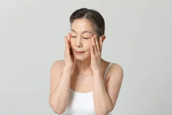 Asiatische Koreanerin Grundlegende Hautpflege Beauty Konzept Studio — Stockfoto