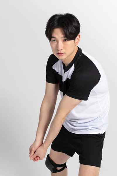 Voleibol Jugador Deportes Coreano Asiático Hombre Con Lanzamiento Movimiento Lanzamiento — Foto de Stock
