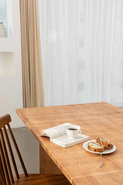 Entspannen Sie Gemütliche Objekte Und Hintergrund Mit Kaffee Brot Ein — Stockfoto