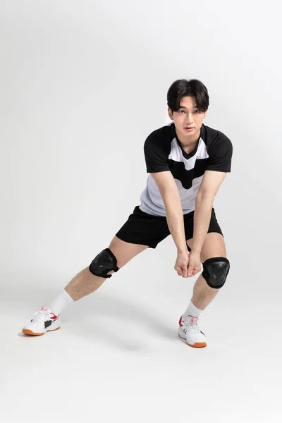 Voleibol Jugador Deportes Coreano Asiático Hombre Con Lanzamiento Movimiento Lanzamiento — Foto de Stock