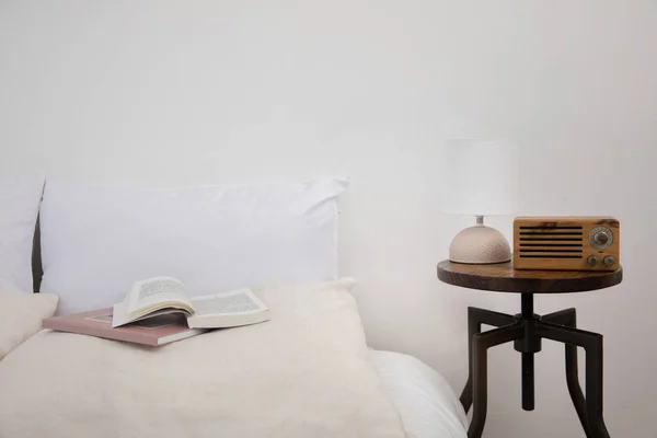 Entspannen Gemütliche Objekte Und Hintergrund Mit Bettwäsche Licht Kaffee Ein — Stockfoto
