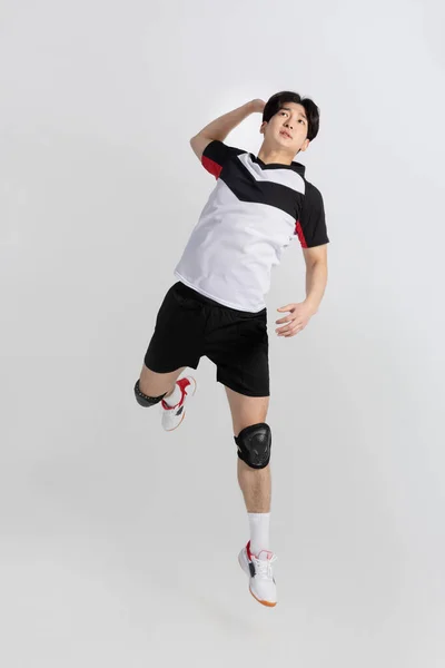 バレーボールスポーツ選手アジア系韓国人スパイク スパイク攻撃モーション — ストック写真