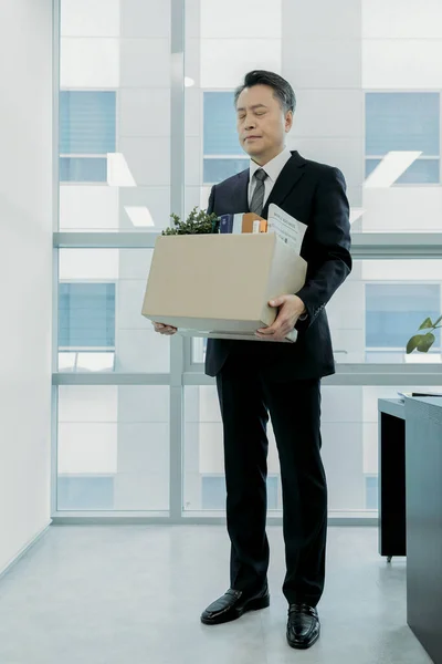ビジネスコンセプトアジア系韓国人男性引退 — ストック写真