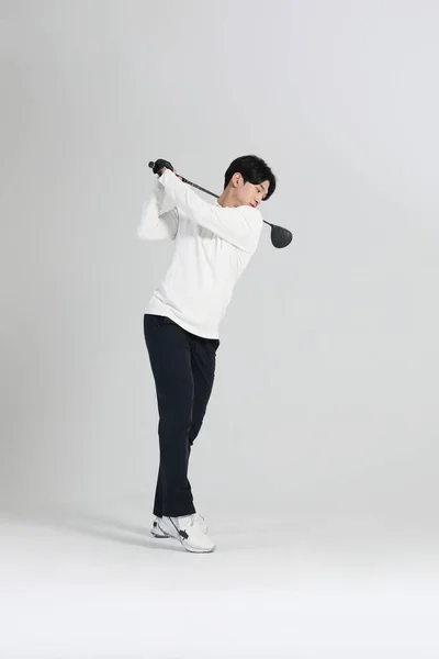 Гольф Спортивний Гравець Азіатський Корейський Чоловік Гольф Клубом Студії — стокове фото