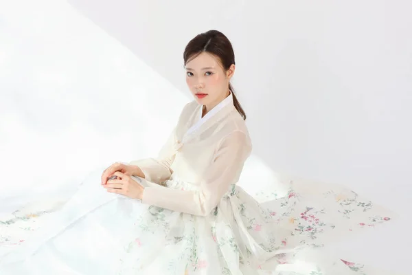 Корейська Молода Жінка Ханбок Корейський Традиційний Одяг Краса Концепція Студії — стокове фото