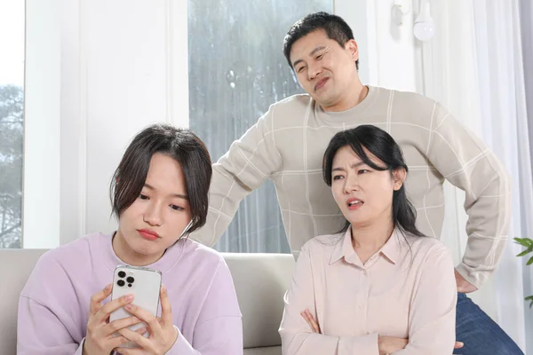 Asian Korean Family Photo Parents Who Dissatisfied Child — Fotografia de Stock
